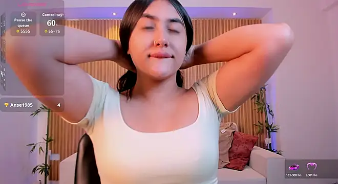 Snapshot of paulina_sweett_ chatting on June 20, 12:19 pm paulina sweett online show from June 20, 12:19 pm