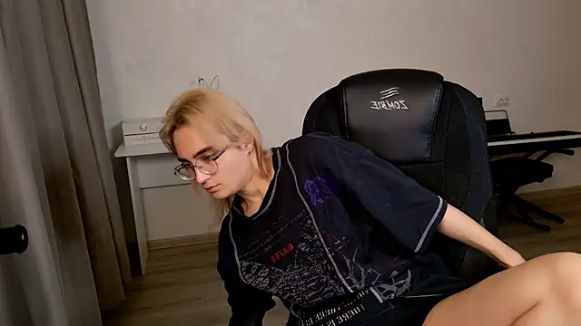 CuteYukiKun online show from January 9, 1:30 am