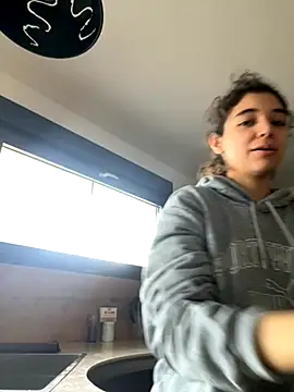 uniquerossie online show from November 10, 10:03 am