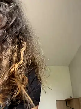 uniquerossie online show from November 14, 10:14 am