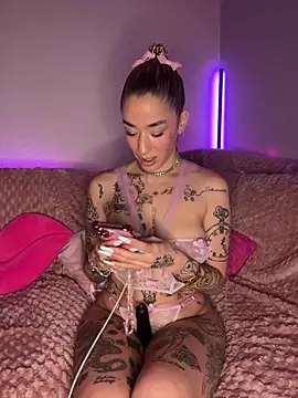 Chachou000 online show from February 19, 7:59 pm