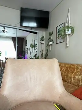 Snapshot of lexi_luv chatting on December 8, 5:22 pm lexi luv online show from December 8, 5:22 pm