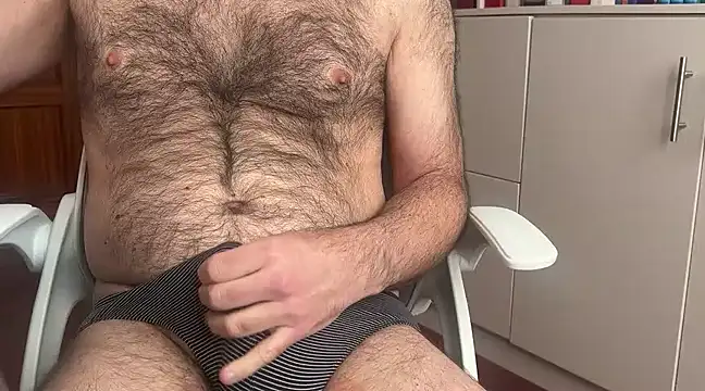 Snapshot of spanishairy chatting on March 9, 11:36 am spanishairy online show from March 9, 11:36 am