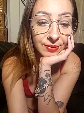 Snapshot of An_g_elly chatting on November 20, 11:37 pm An g elly online show from November 20, 11:37 pm