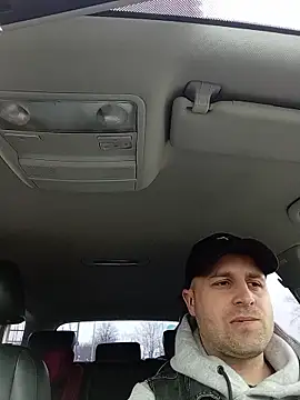 Snapshot of LucianM6 chatting on March 28, 9:31 am LucianM6 online show from March 28, 9:31 am