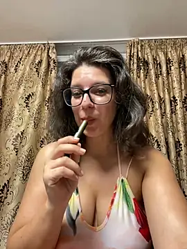 Snapshot of NadiraNoor chatting on June 30, 10:55 pm NadiraNoor online show from June 30, 10:55 pm