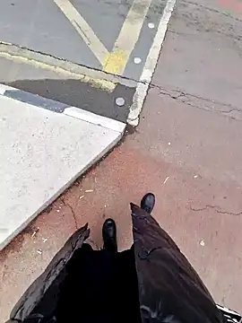 Ina HotX online show from December 4, 1:31 pm