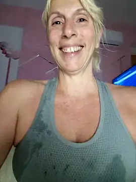 Ina HotX online show from October 2, 4:58 pm