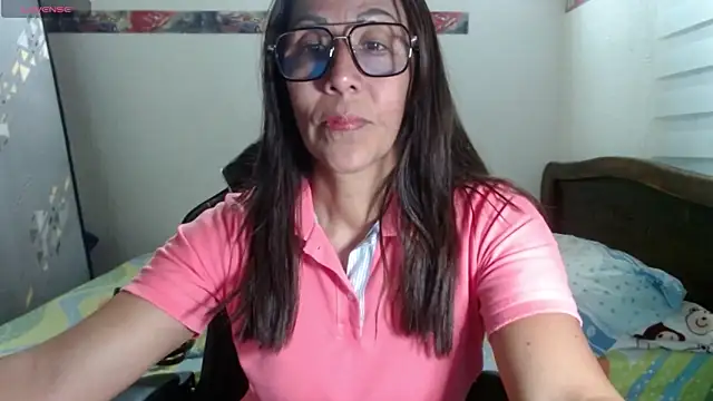 Snapshot of horny_paty chatting on June 2, 12:12 am horny paty online show from June 2, 12:12 am
