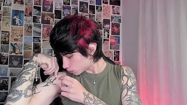 liamelf online show from September 20, 6:03 am