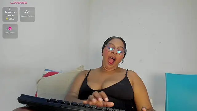 Maya Graham online show from July 27, 7:26 am