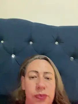 Snapshot of Chanel_87xxx chatting on July 6, 12:07 am Chanel 87xxx online show from July 6, 12:07 am