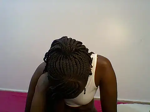 Snapshot of Creamy_Hotpussy25 chatting on July 31, 11:20 am Creamy Hotpussy25 online show from July 31, 11:20 am