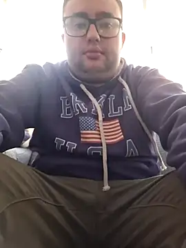 Snapshot of Javier_bear chatting on November 27, 1:24 pm Javier bear online show from November 27, 1:24 pm