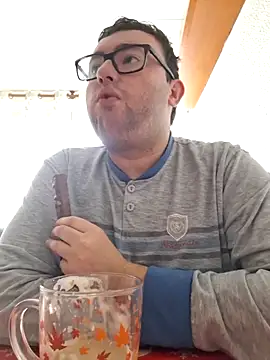 Javier bear online show from March 15, 9:37 am