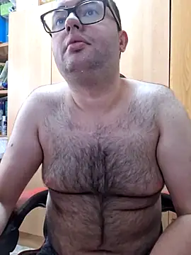 Snapshot of Javier_bear chatting on May 10, 12:10 pm Javier bear online show from May 10, 12:10 pm