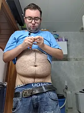 Snapshot of Javier_bear chatting on June 3, 9:12 am Javier bear online show from June 3, 9:12 am