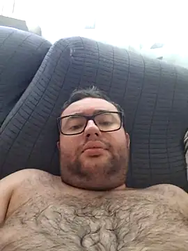 Snapshot of Javier_bear chatting on June 27, 1:17 pm Javier bear online show from June 27, 1:17 pm