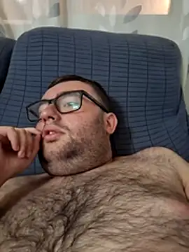 Snapshot of Javier_bear chatting on July 10, 8:11 pm Javier bear online show from July 10, 8:11 pm