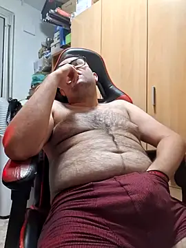 Snapshot of Javier_bear chatting on July 22, 9:17 pm Javier bear online show from July 22, 9:17 pm