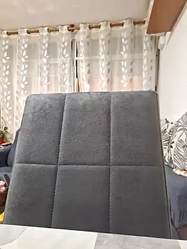 Snapshot of Javier_bear chatting on July 24, 9:35 pm Javier bear online show from July 24, 9:35 pm