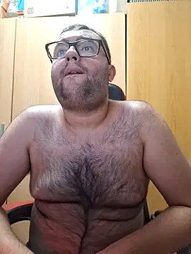 Snapshot of Javier_bear chatting on July 26, 10:27 pm Javier bear online show from July 26, 10:27 pm