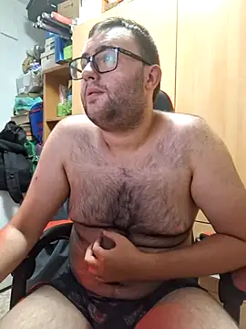 Snapshot of Javier_bear chatting on July 28, 9:14 pm Javier bear online show from July 28, 9:14 pm