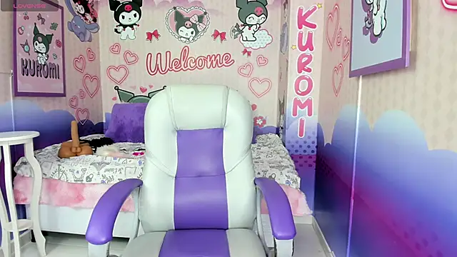 Snapshot of valery__sexy chatting on December 5, 7:32 pm valery sexy online show from December 5, 7:32 pm