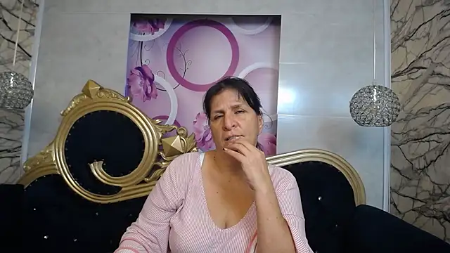 Snapshot of karito_mature17 chatting on December 19, 7:29 pm karito mature17 online show from December 19, 7:29 pm