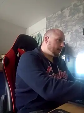 destructeur6 online show from December 2, 12:43 pm