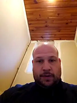 Snapshot of destructeur6 chatting on March 18, 5:49 pm destructeur6 online show from March 18, 5:49 pm