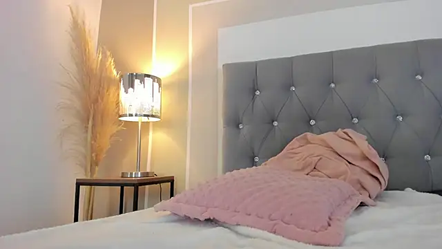 Snapshot of mailin18 chatting on January 21, 4:32 am mailin18 online show from January 21, 4:32 am