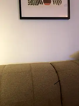 Snapshot of EmiliaCatalina chatting on September 12, 12:11 am EmiliaCatalina online show from September 12, 12:11 am