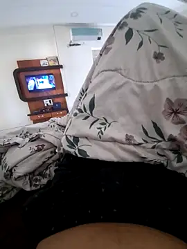 Snapshot of sexyboy1011 chatting on November 8, 8:03 am sexyboy1011 online show from November 8, 8:03 am