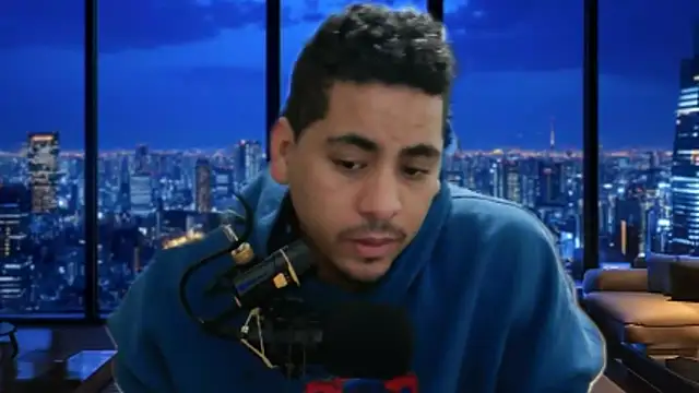 Snapshot of ElferXXX chatting on March 23, 11:42 pm ElferXXX online show from March 23, 11:42 pm