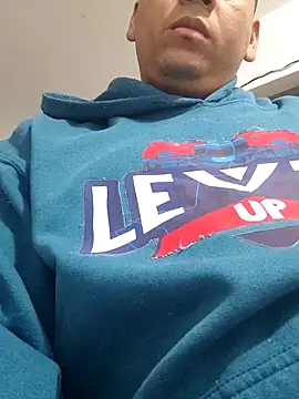 Snapshot of ElferXXX chatting on April 3, 1:14 am ElferXXX online show from April 3, 1:14 am