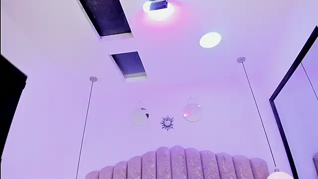 victoria cooper3 online show from March 14, 12:32 pm