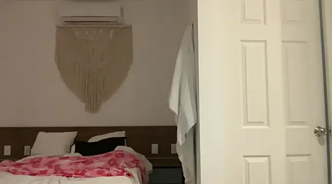 Aggbb online show from February 10, 12:39 pm