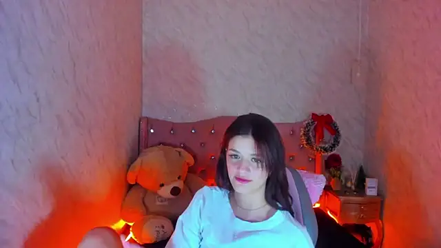 Snapshot of LiaHarryis chatting on December 21, 9:58 pm LiaHarryis online show from December 21, 9:58 pm