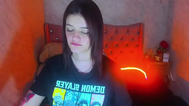 Snapshot of LiaHarryis chatting on January 18, 11:33 pm LiaHarryis online show from January 18, 11:33 pm