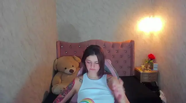 Snapshot of LiaHarryis chatting on February 16, 12:30 am LiaHarryis online show from February 16, 12:30 am