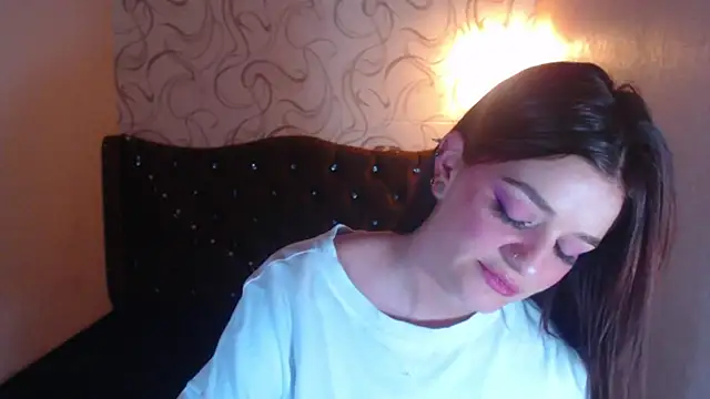 Snapshot of LiaHarryis chatting on February 26, 6:32 pm LiaHarryis online show from February 26, 6:32 pm