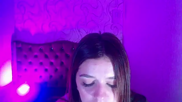 Snapshot of LiaHarryis chatting on March 8, 1:06 am LiaHarryis online show from March 8, 1:06 am