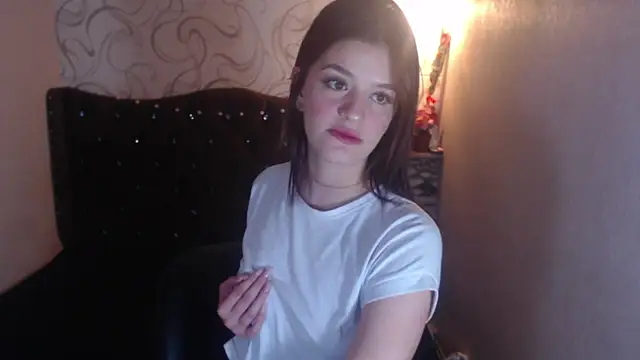 Snapshot of LiaHarryis chatting on March 8, 6:26 pm LiaHarryis online show from March 8, 6:26 pm