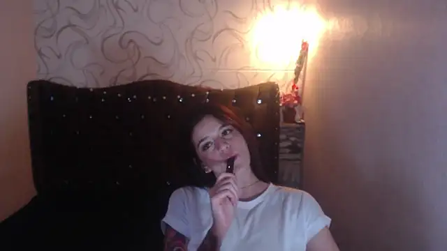 Snapshot of LiaHarryis chatting on March 9, 12:31 am LiaHarryis online show from March 9, 12:31 am