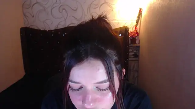 Snapshot of LiaHarryis chatting on March 15, 6:25 am LiaHarryis online show from March 15, 6:25 am