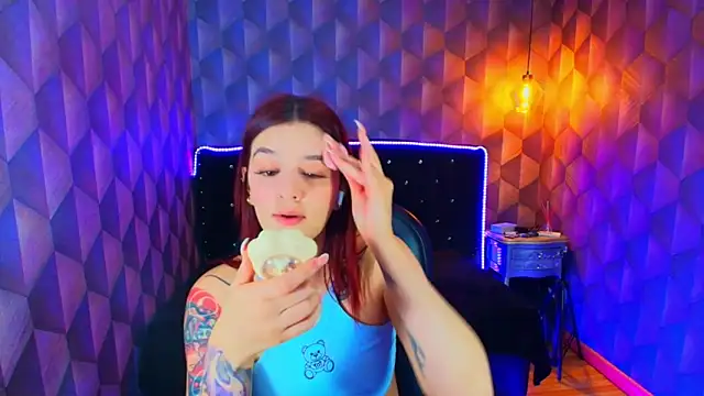 Snapshot of LiaHarryis chatting on September 11, 6:19 pm LiaHarryis online show from September 11, 6:19 pm