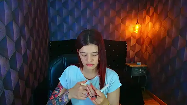 Snapshot of LiaHarryis chatting on October 6, 6:49 pm LiaHarryis online show from October 6, 6:49 pm