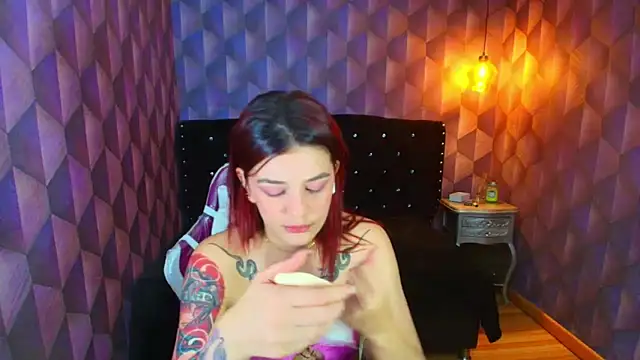 Snapshot of LiaHarryis chatting on October 30, 5:46 pm LiaHarryis online show from October 30, 5:46 pm