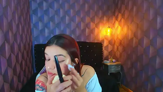 Snapshot of LiaHarryis chatting on November 13, 6:18 pm LiaHarryis online show from November 13, 6:18 pm